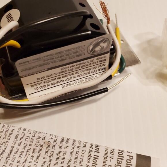 Lutron Dimmer DVELV-300P-WH, 300w New open box - Picture 6 of 8